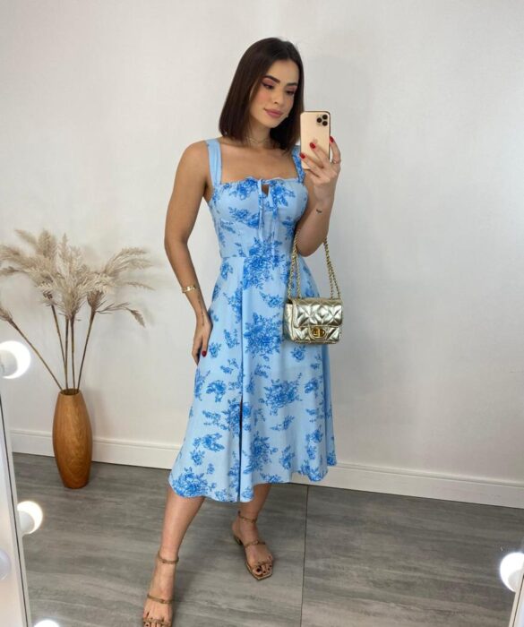 Vestido Midi sem Bojo Elisa com Fenda Estampa Azul Floral - Fernanda Ramos Store