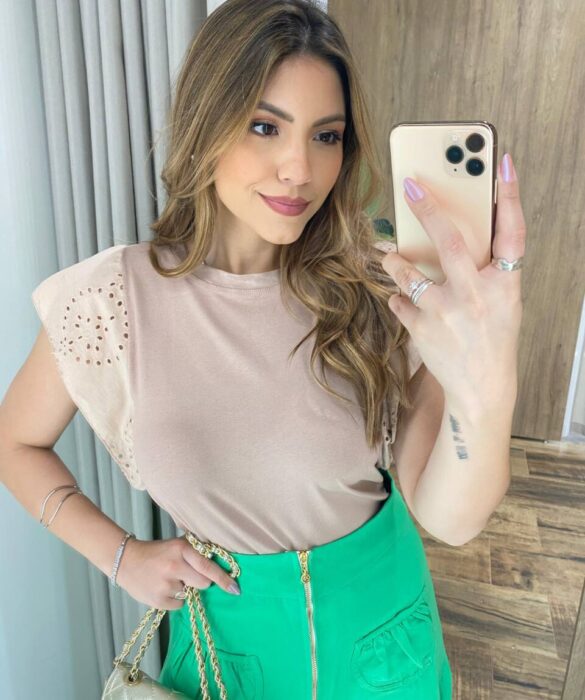 Blusa Feminina Juliana Detalhe em Laise Bege - Fernanda Ramos Store