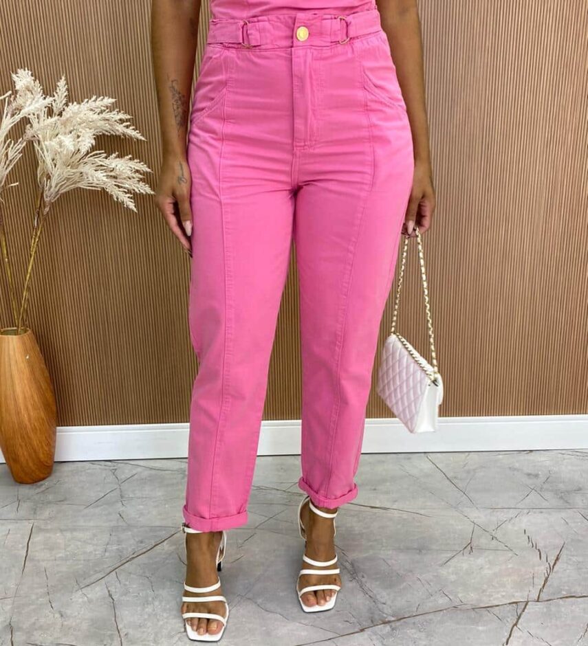 Calça Feminina Mom com Elástico Sarja Rosa - Fernanda Ramos Store