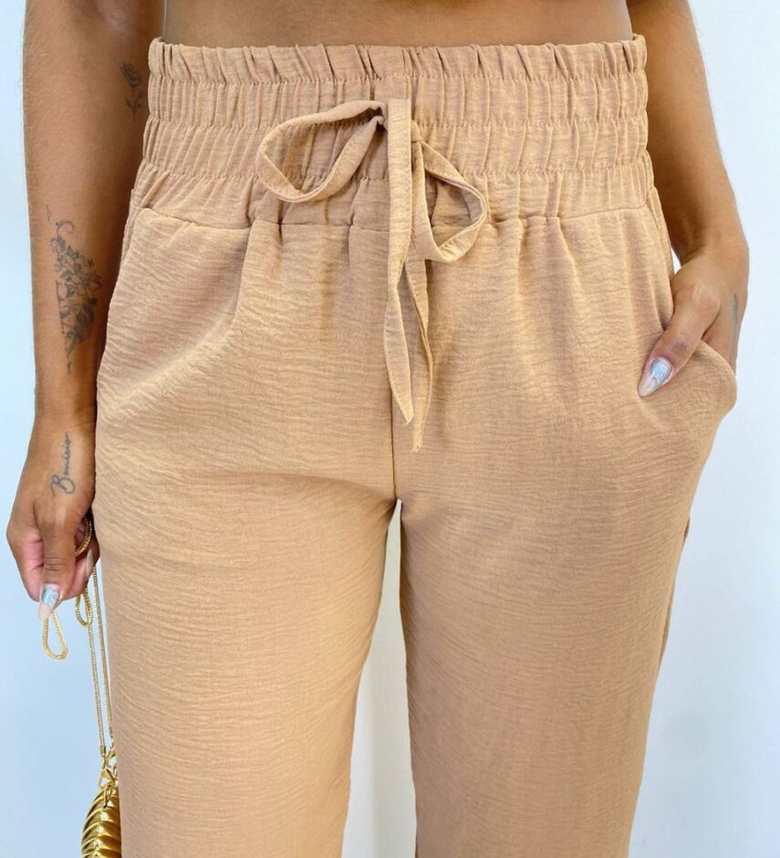 Calça Feminina Pantalona Lorena Lastex na Cintura Bege - Fernanda Ramos Store
