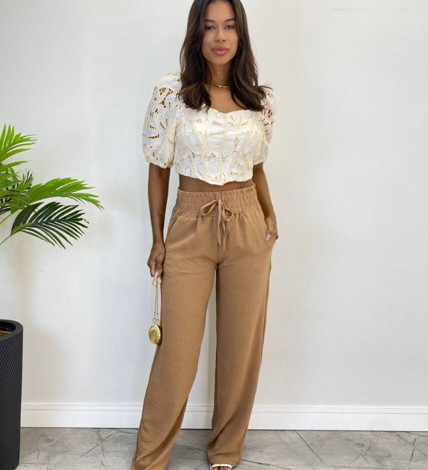 Calça Feminina Pantalona Lorena Lastex na Cintura Bege - Fernanda Ramos Store