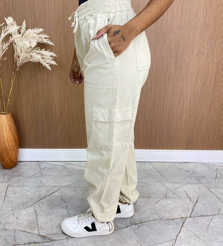 Calça Feminina Parachute Cargo Sarja Bege - Fernanda Ramos Store