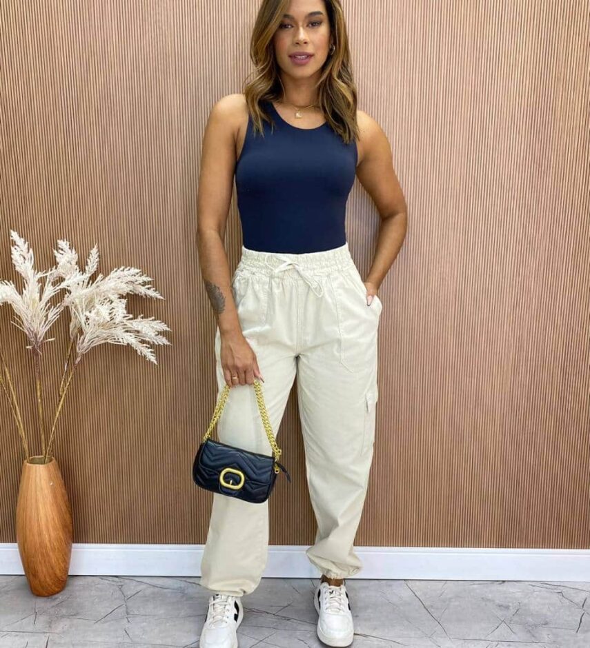 Calça Feminina Parachute Cargo Sarja Bege - Fernanda Ramos Store
