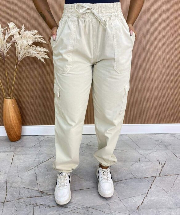 Calça Feminina Parachute Cargo Sarja Bege - Fernanda Ramos Store