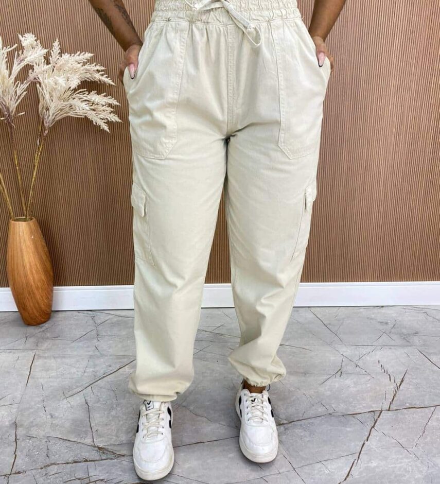 Calça Feminina Parachute Cargo Sarja Bege - Fernanda Ramos Store