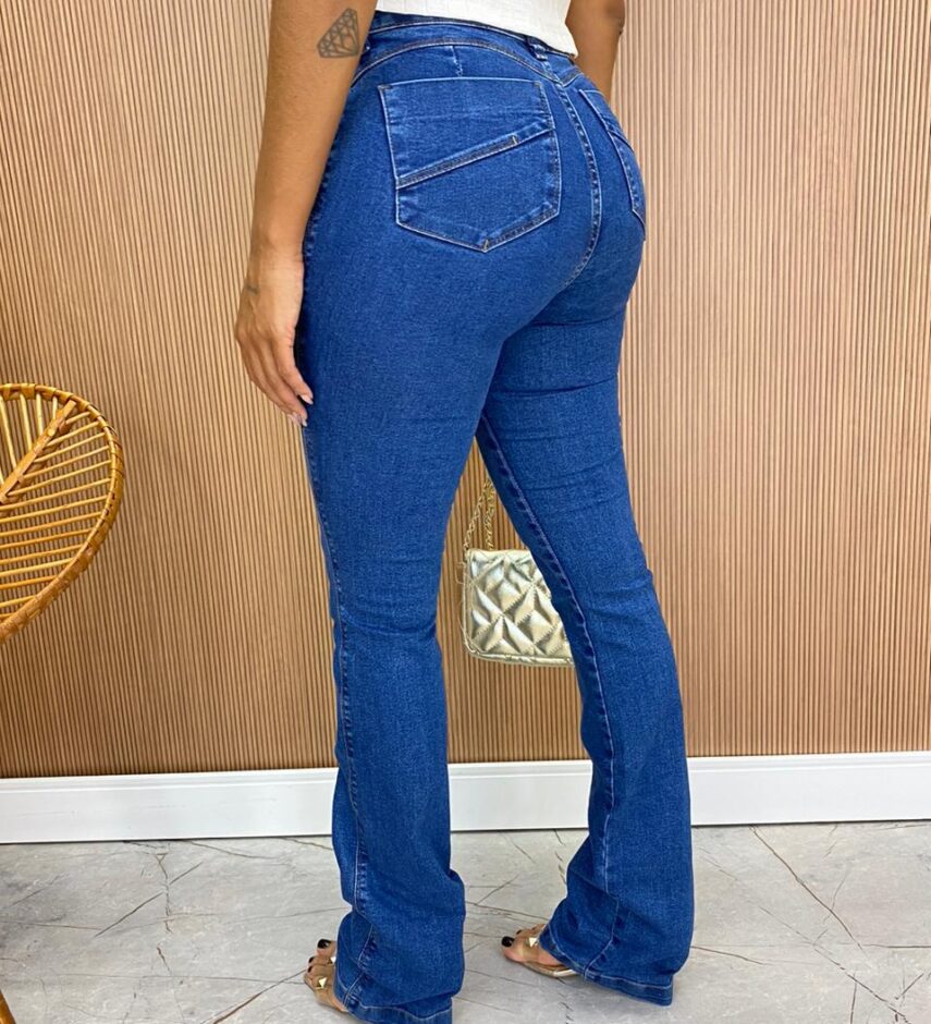 Calça Jeans Feminina Flare Kassia - Fernanda Ramos Store