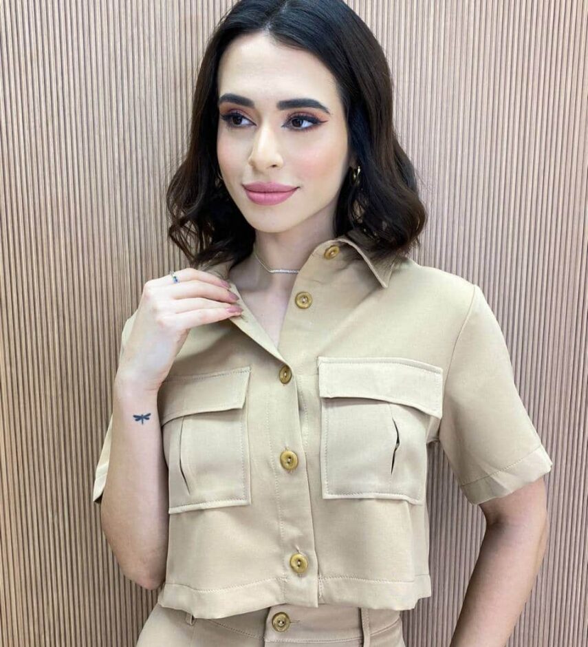 Conjunto Feminino Alfaiataria Luna Cropped e Saia Bege - Fernanda Ramos Store