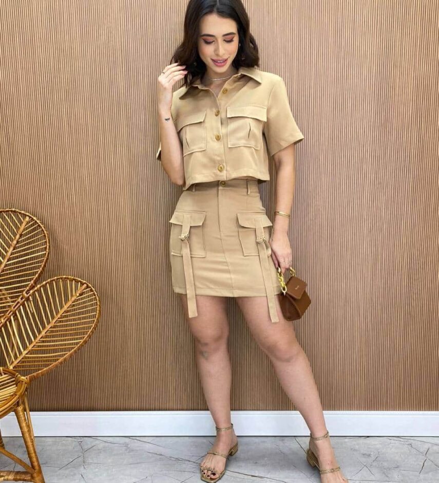 Conjunto Feminino Alfaiataria Luna Cropped e Saia Bege - Fernanda Ramos Store
