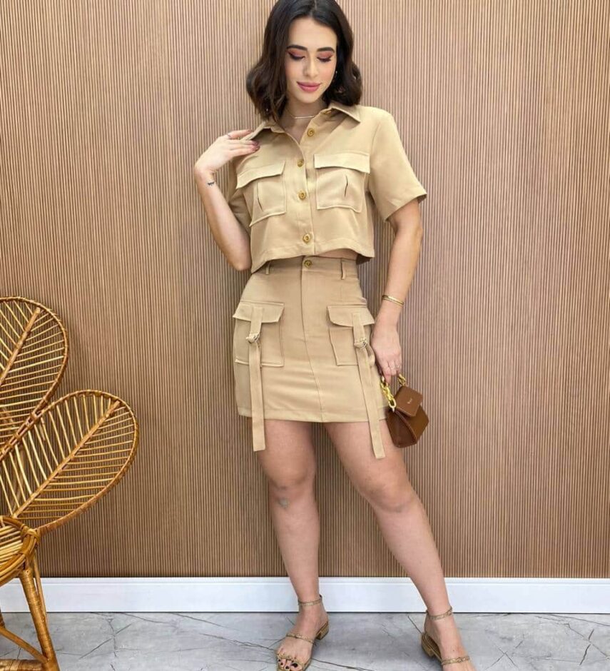 Conjunto Feminino Alfaiataria Luna Cropped e Saia Bege - Fernanda Ramos Store