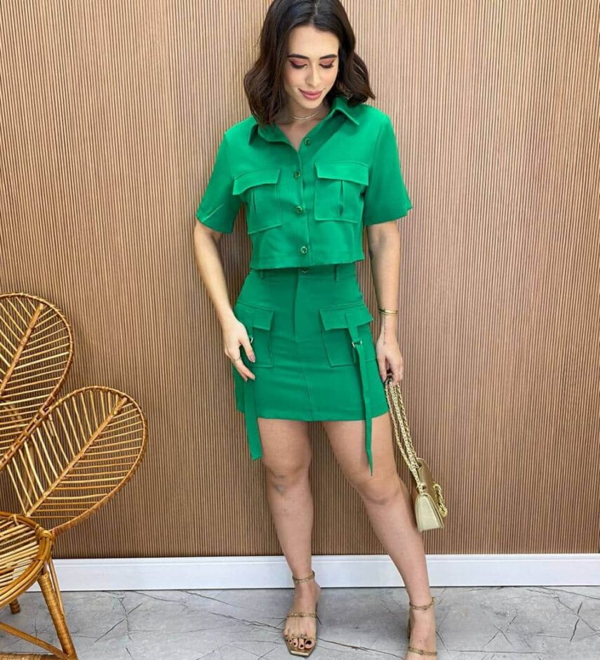 Conjunto Feminino Alfaiataria Luna Cropped e Saia Verde - Fernanda Ramos Store