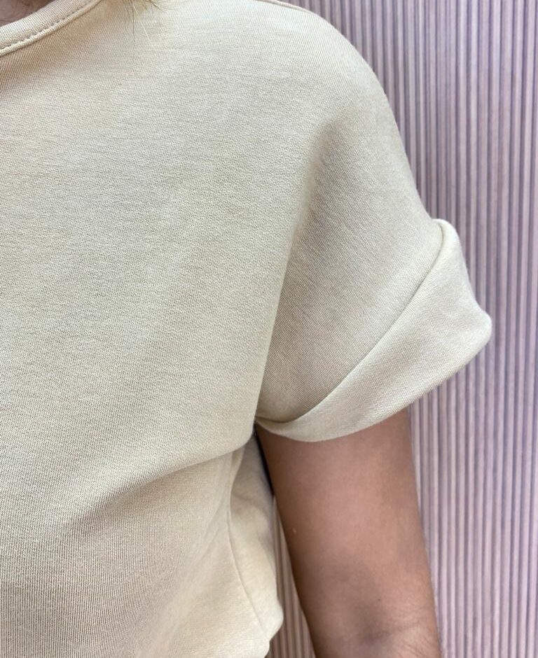 Conjunto Feminino Moletinho Laís Cropped e Saia Midi Bege - Fernanda Ramos Store