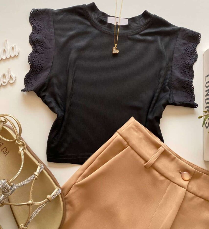 Cropped Feminino Canelado Olivia Detalhe em Laise Preto - Fernanda Ramos Store