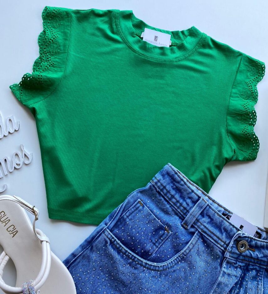 Cropped Feminino Canelado Olivia Detalhe em Laise Verde - Fernanda Ramos Store