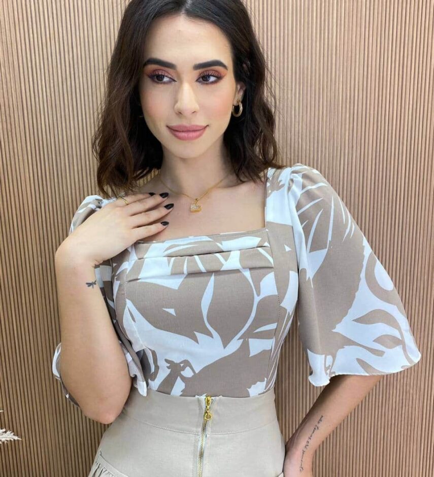 Cropped Feminino com Bojo Emily Estampado Bege - Fernanda Ramos Store