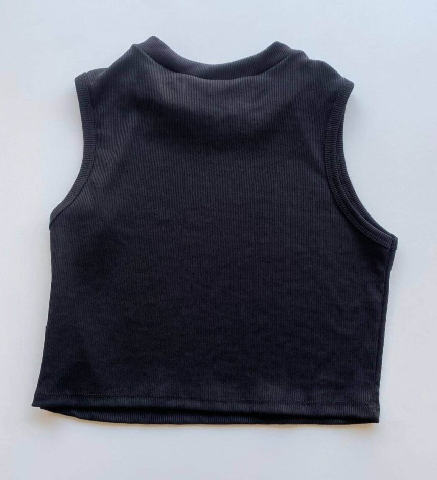 Cropped Feminino sem Bojo Canelado com Corrente Preto - Fernanda Ramos Store