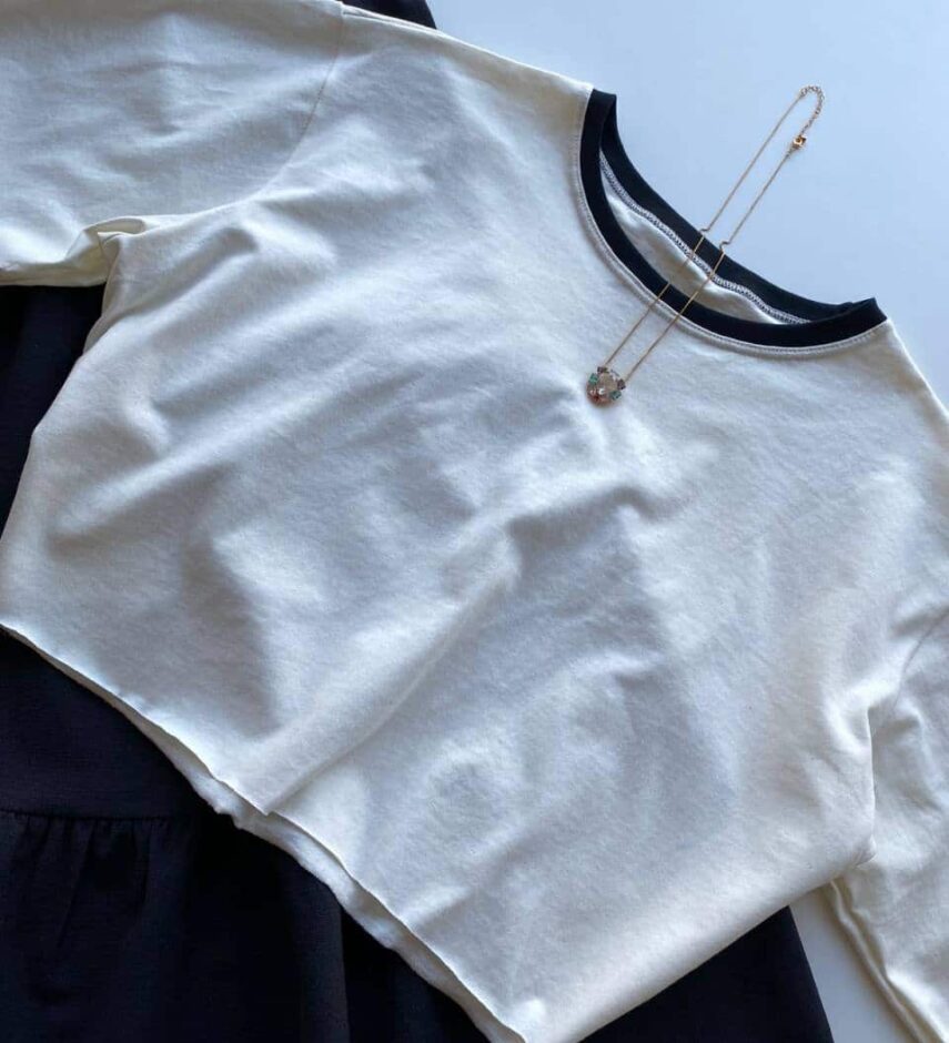 Cropped Feminino sem Bojo Mariana Off White Detalhe Preto - Fernanda Ramos Store