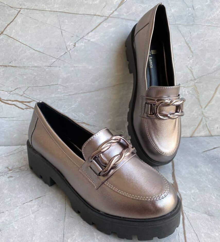 Mocassim Feminino Loafer Forma Prata Metalizado - Fernanda Ramos Store