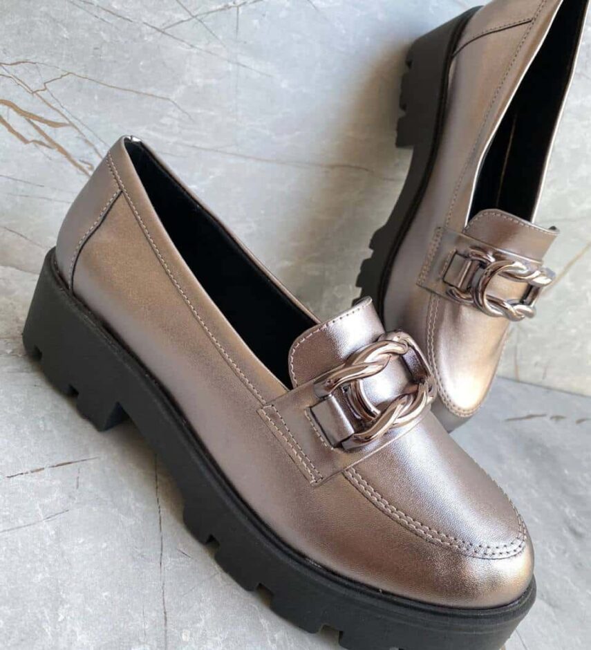 Mocassim Feminino Loafer Forma Prata Metalizado - Fernanda Ramos Store