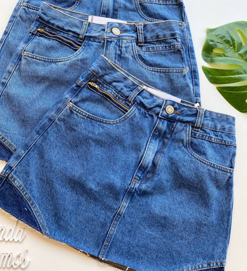 fernandaramosstore com br Saia Jeans Curta Lara Zíper no Bolso 1