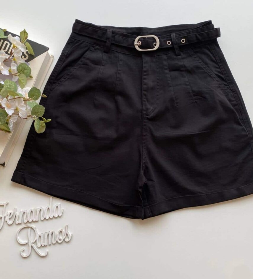 Short Feminino Juliana com Pregas e Bolsos Preto - Fernanda Ramos Store