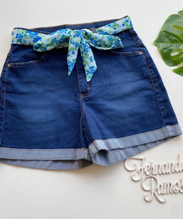 Short Jeans Feminino Cintura Alta com Cinto Estampado Fernanda Ramos Store