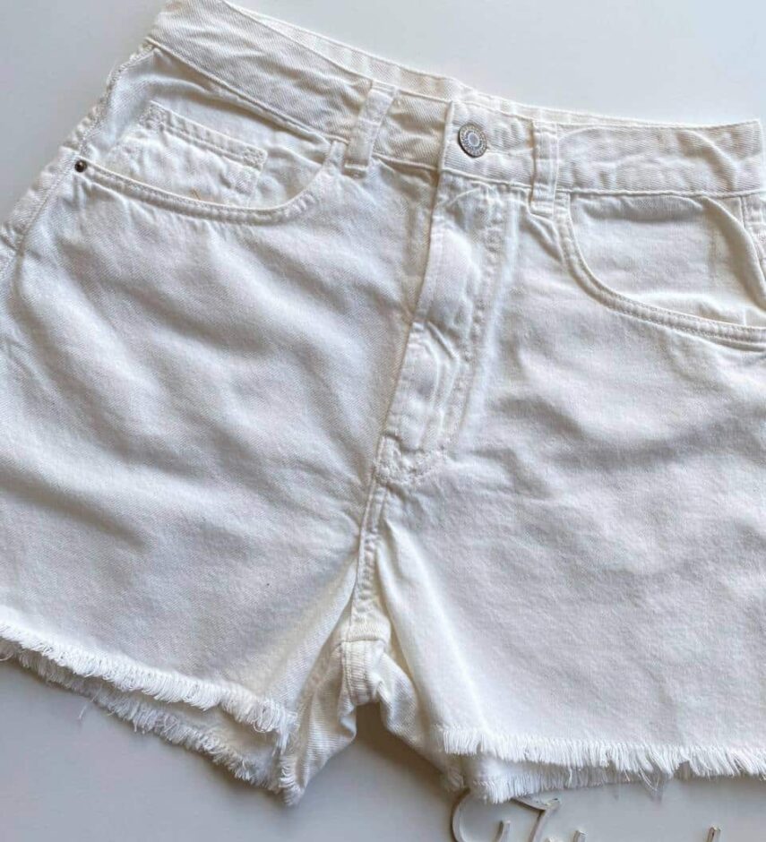Short Jeans Feminino Cintura Alta Sarja Off White 093959 - Fernanda Ramos Store
