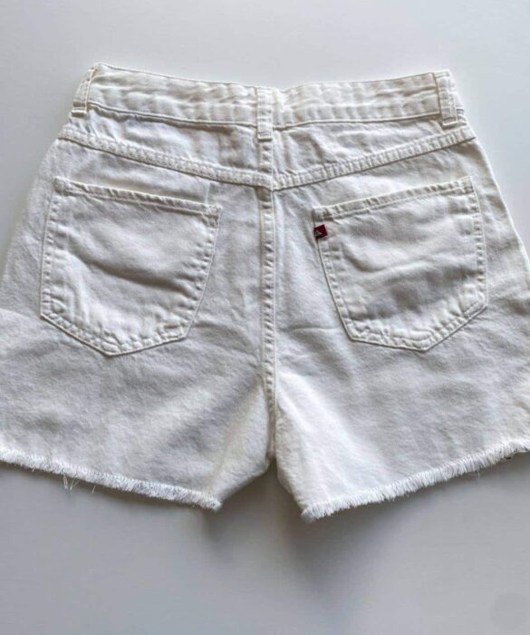 Short Jeans Feminino Cintura Alta Sarja Off White 093959 - Fernanda Ramos Store