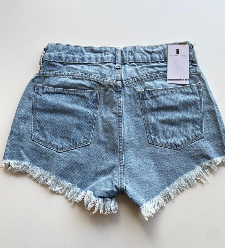 fernandaramosstore com br Short Jeans Feminino Lavagem Clara Curto 53365 2