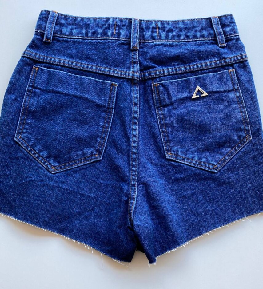 Short Jeans Feminino Mom Lavagem Escura 282 - Fernanda Ramos Store