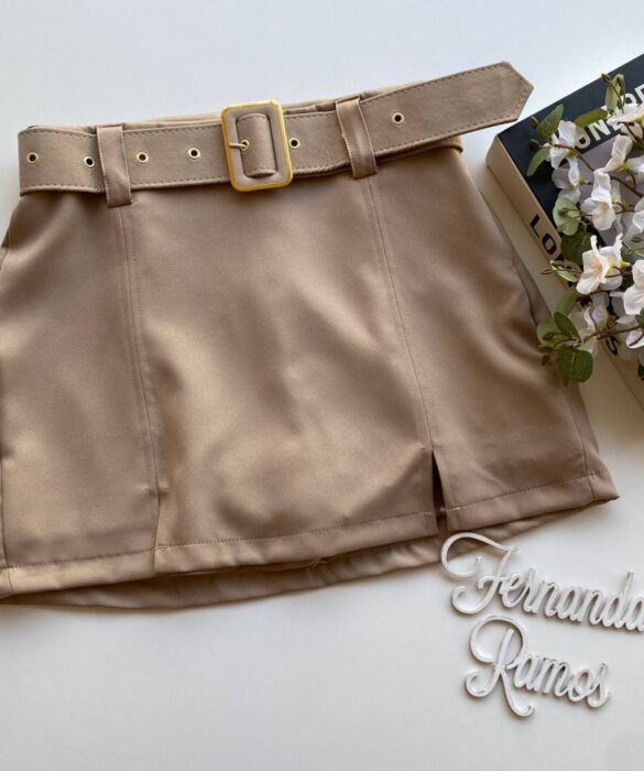 Short Saia Feminino Alfaiataria com Cinto Maya Bege Fernanda Ramos Store