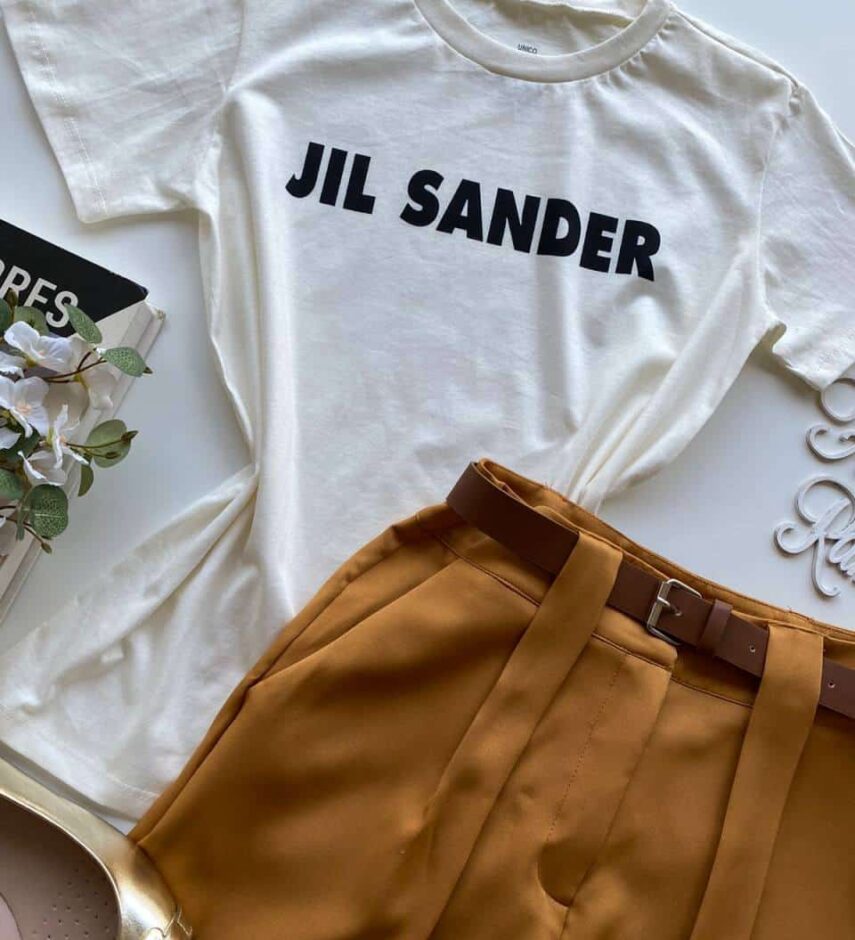 T-shirt Manga Curta com Estampa Preta Off White - Fernanda Ramos Store