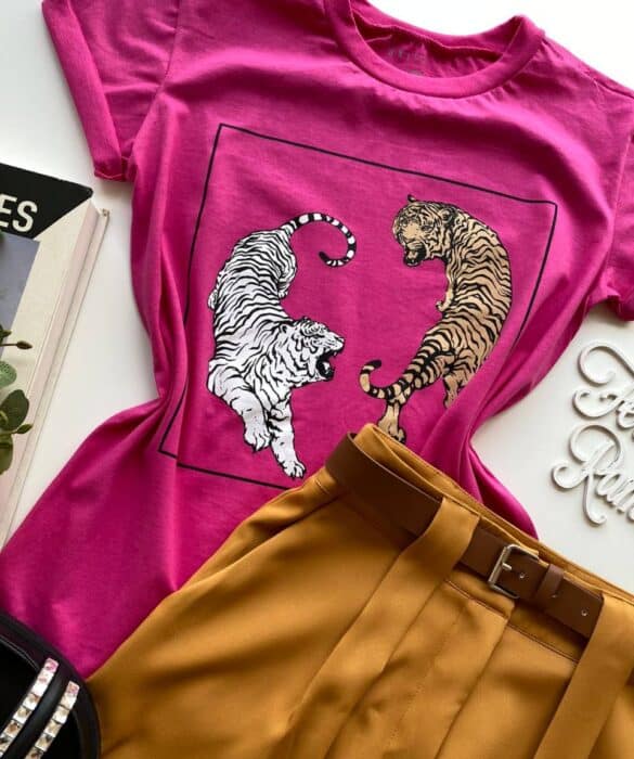 T-shirt Manga Curta Estampa de Tigres Pink - Fernanda Ramos Store