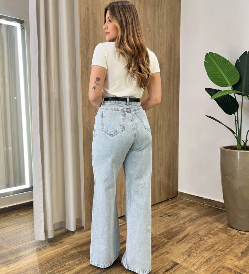T-shirt Manga Curta Feminina Gravatinha Off White - Fernanda Ramos Store