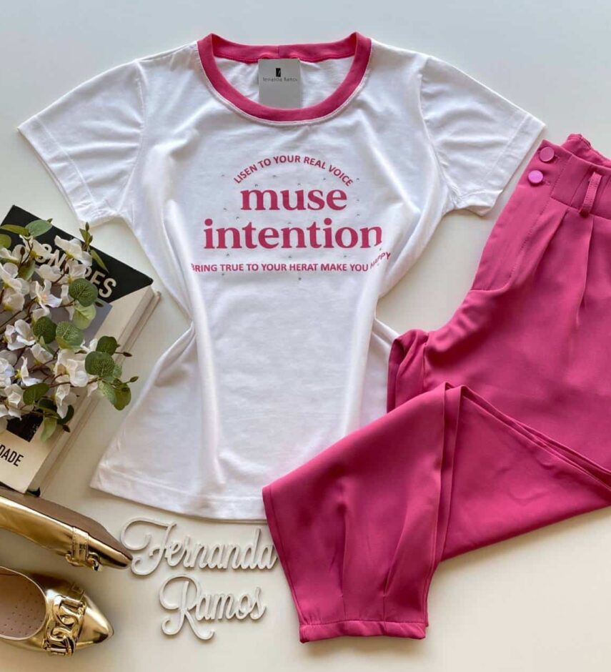 T-shirt Manga Curta Muse Intention Branca Detalhe Rosa - Fernanda Ramos Store