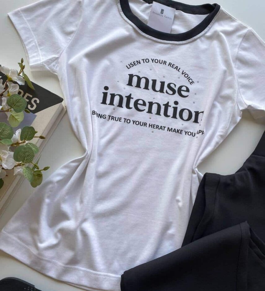 T-shirt Manga Curta Muse Intention Branca Detalhe Preto - Fernanda Ramos Store
