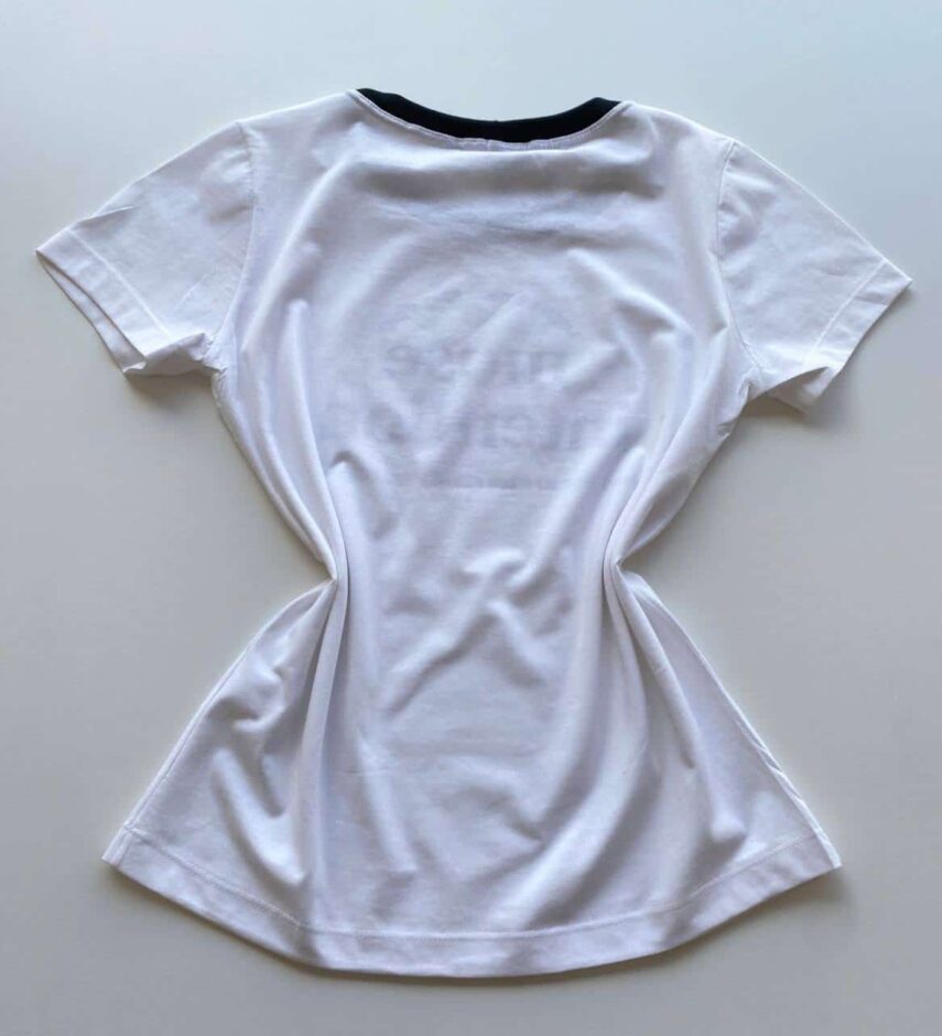 T-shirt Manga Curta Muse Intention Branca Detalhe Preto - Fernanda Ramos Store