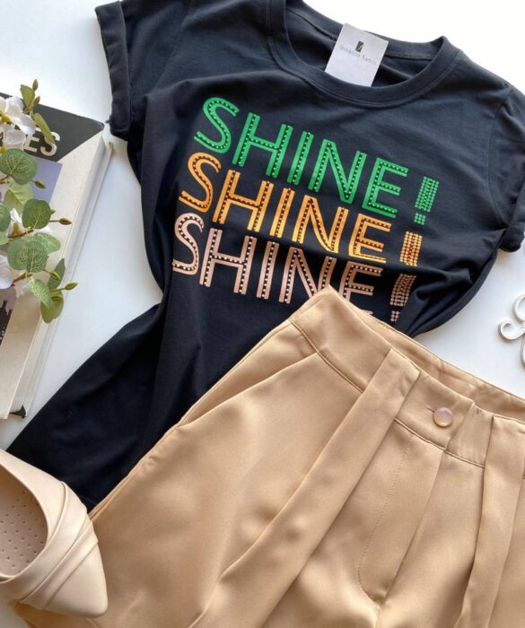 T-shirt Manga Curta Shine Shine Shine Preta - Fernanda Ramos Store