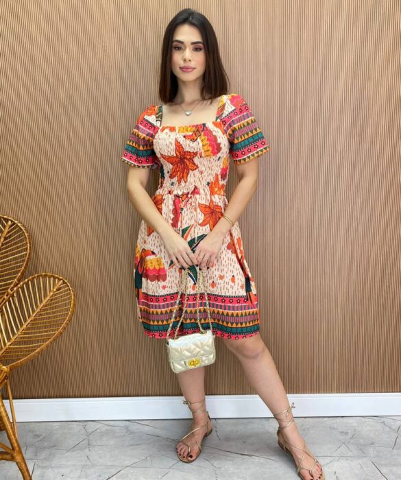 Vestido Curto sem Bojo Liz com Lastex Estampado Fundo Bege - Fernanda Ramos Store