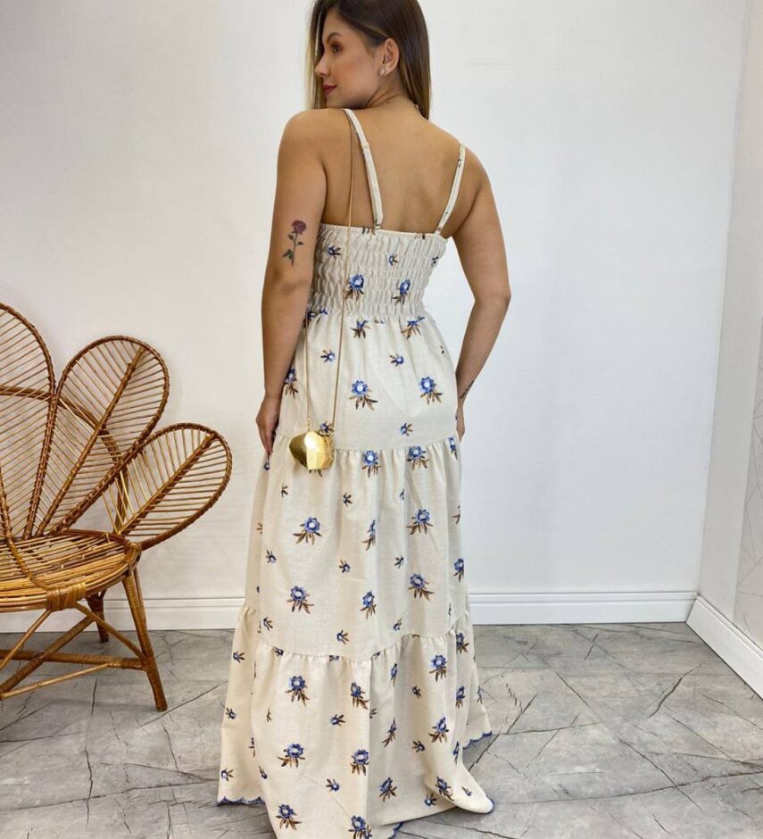 Vestido Longo com Bojo Juliana Alça Regulável Cru Bordado Azul - Fernanda Ramos Store