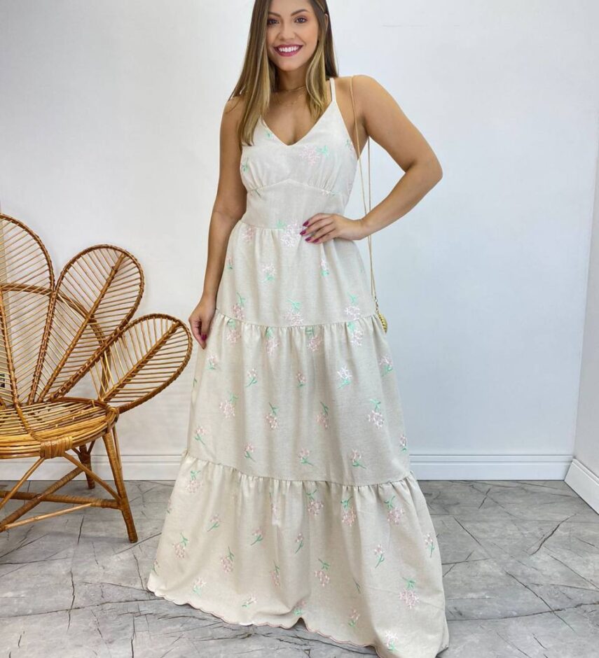 Vestido Longo com Bojo Juliana Alça Regulável Cru Bordado Floral - Fernanda Ramos Store