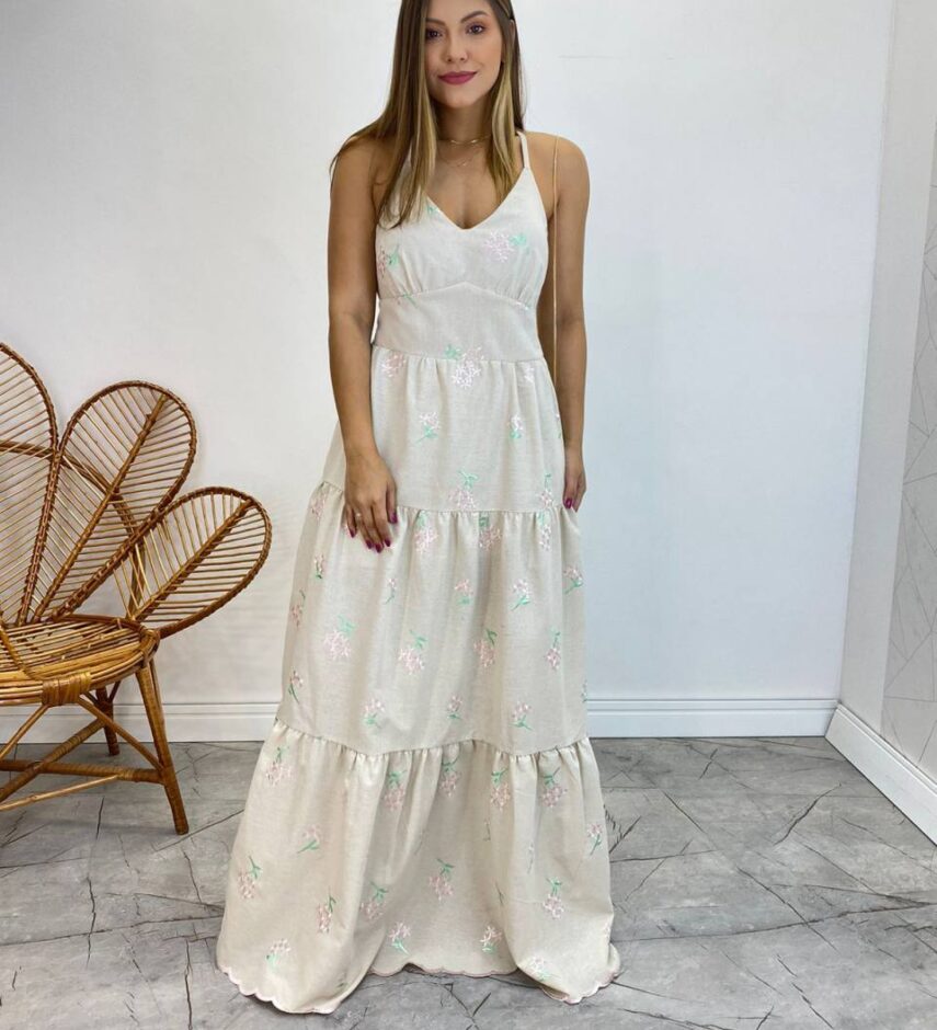 Vestido Longo com Bojo Juliana Alça Regulável Cru Bordado Floral - Fernanda Ramos Store