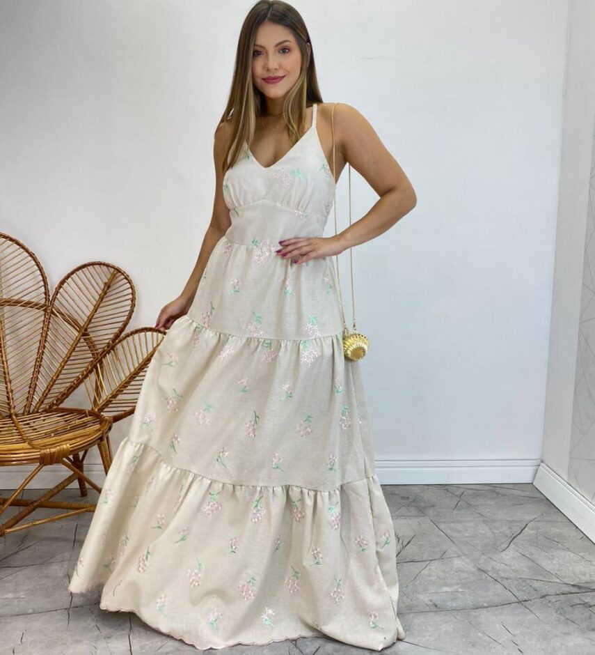 Vestido Longo com Bojo Juliana Alça Regulável Cru Bordado Floral - Fernanda Ramos Store