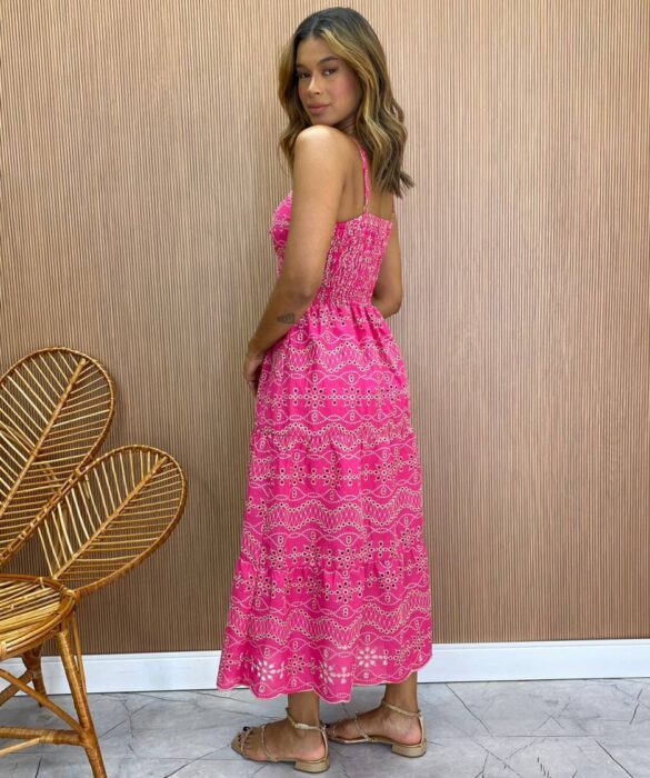 Vestido Midi com Bojo de Laise com Abertura Luiza Pink - Fernanda Ramos Store