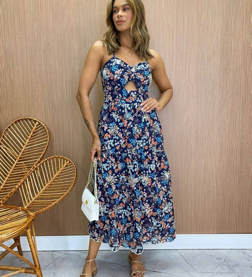 Vestido Midi com Bojo e Abertura Luiza Estampado Azul Marinho - Fernanda Ramos Store