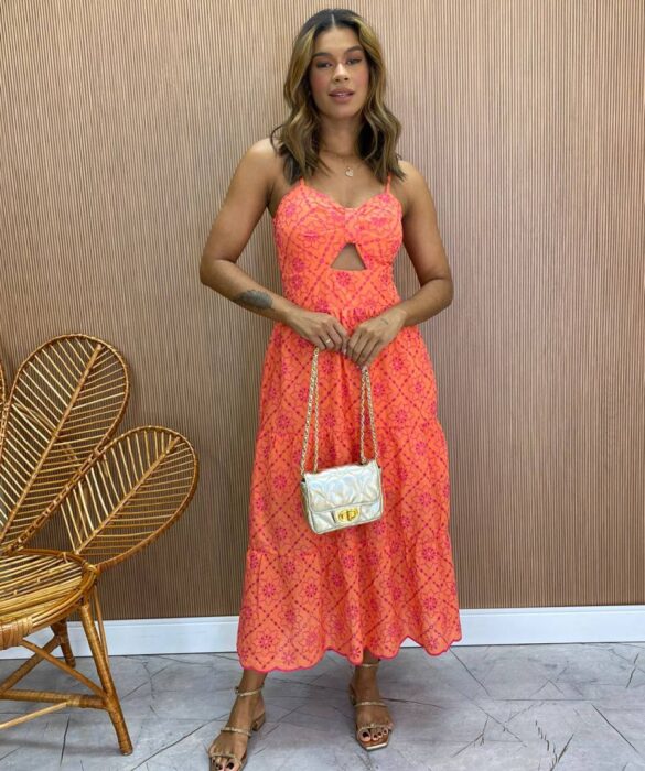 Vestido Midi com Bojo de Laise com Abertura Luiza Laranja - Fernanda Ramos Store