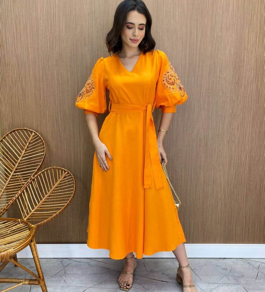 Vestido Midi sem Bojo Mangas 3/4 com Detalhe Vazado Laranja - Fernanda Ramos Store