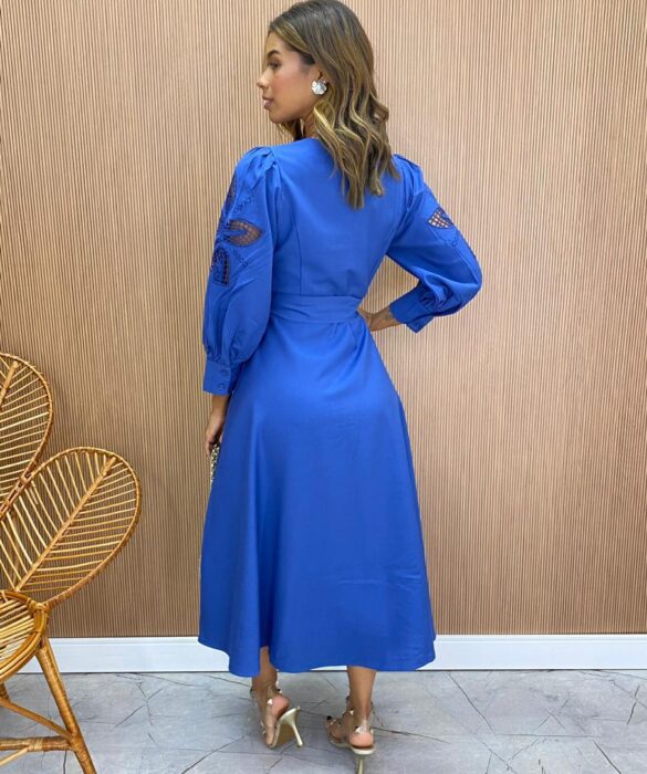 Vestido Midi sem Bojo Mangas com Detalhe Vazado Azul - Fernanda Ramos Store