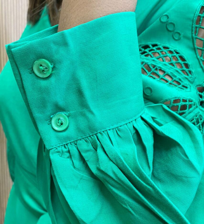 Vestido Midi sem Bojo Mangas com Detalhe Vazado Verde - Fernanda Ramos Store