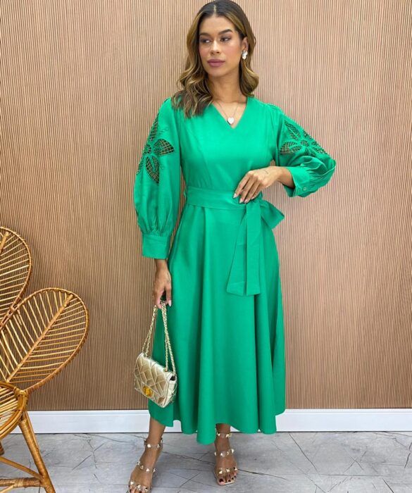 Vestido Midi sem Bojo Mangas com Detalhe Vazado Verde - Fernanda Ramos Store