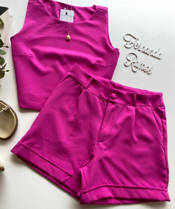 Conjunto Feminino Ayla Cropped sem Bojo e Short Fúcsia - Fernanda Ramos Store